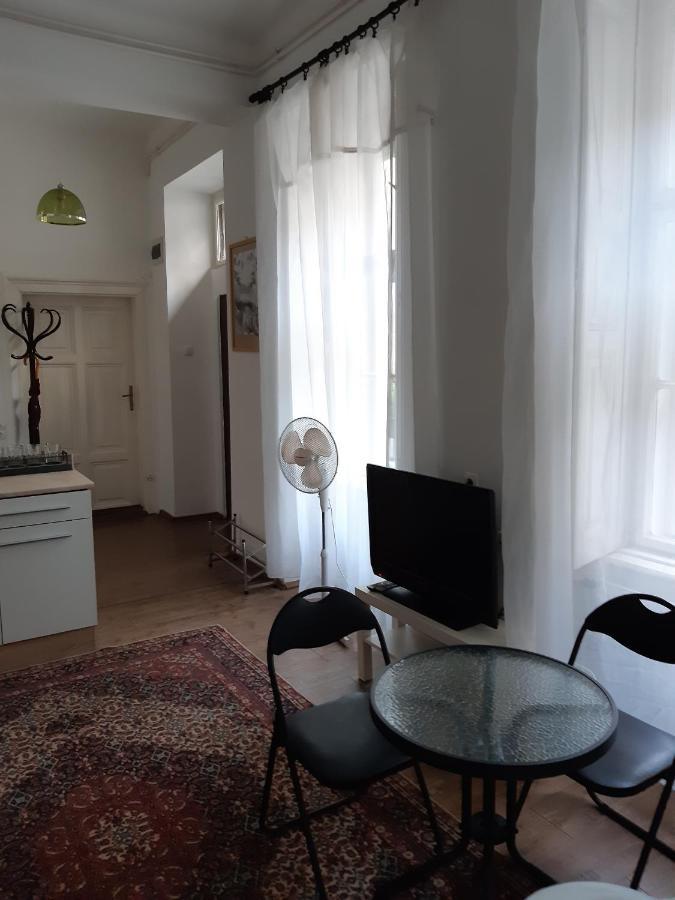 Valentin Apartman Apartment Budapest Ngoại thất bức ảnh